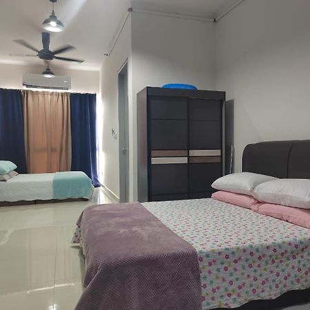 Studio Suite Homestay Klia Sepang Ngoại thất bức ảnh